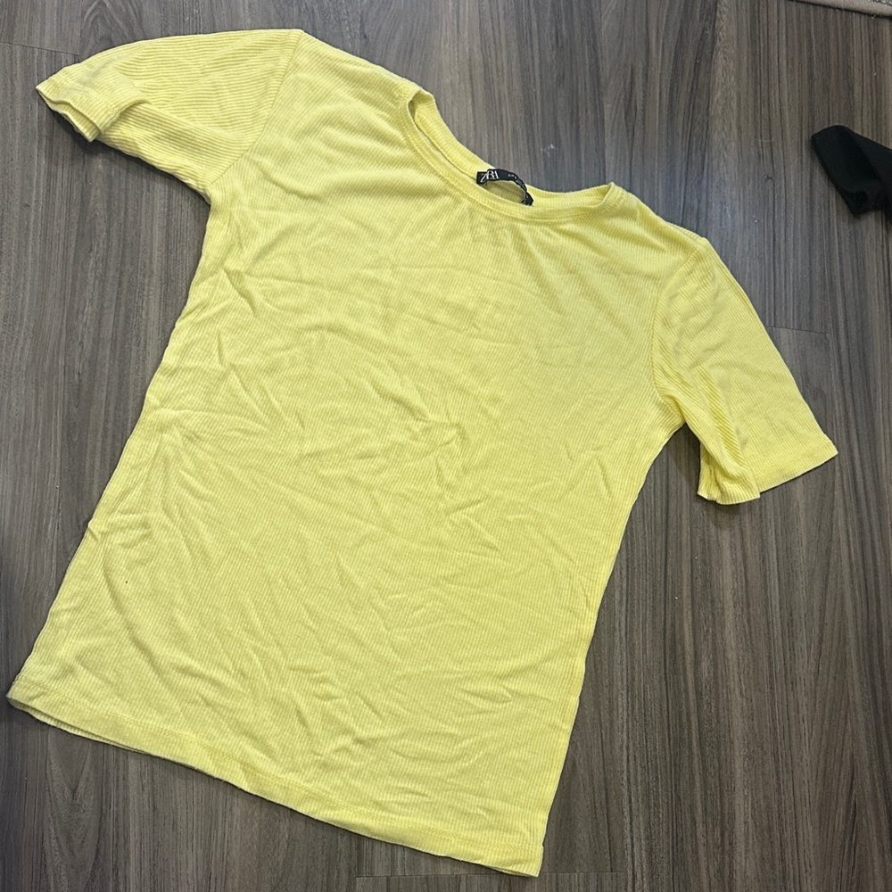 Zara tee
